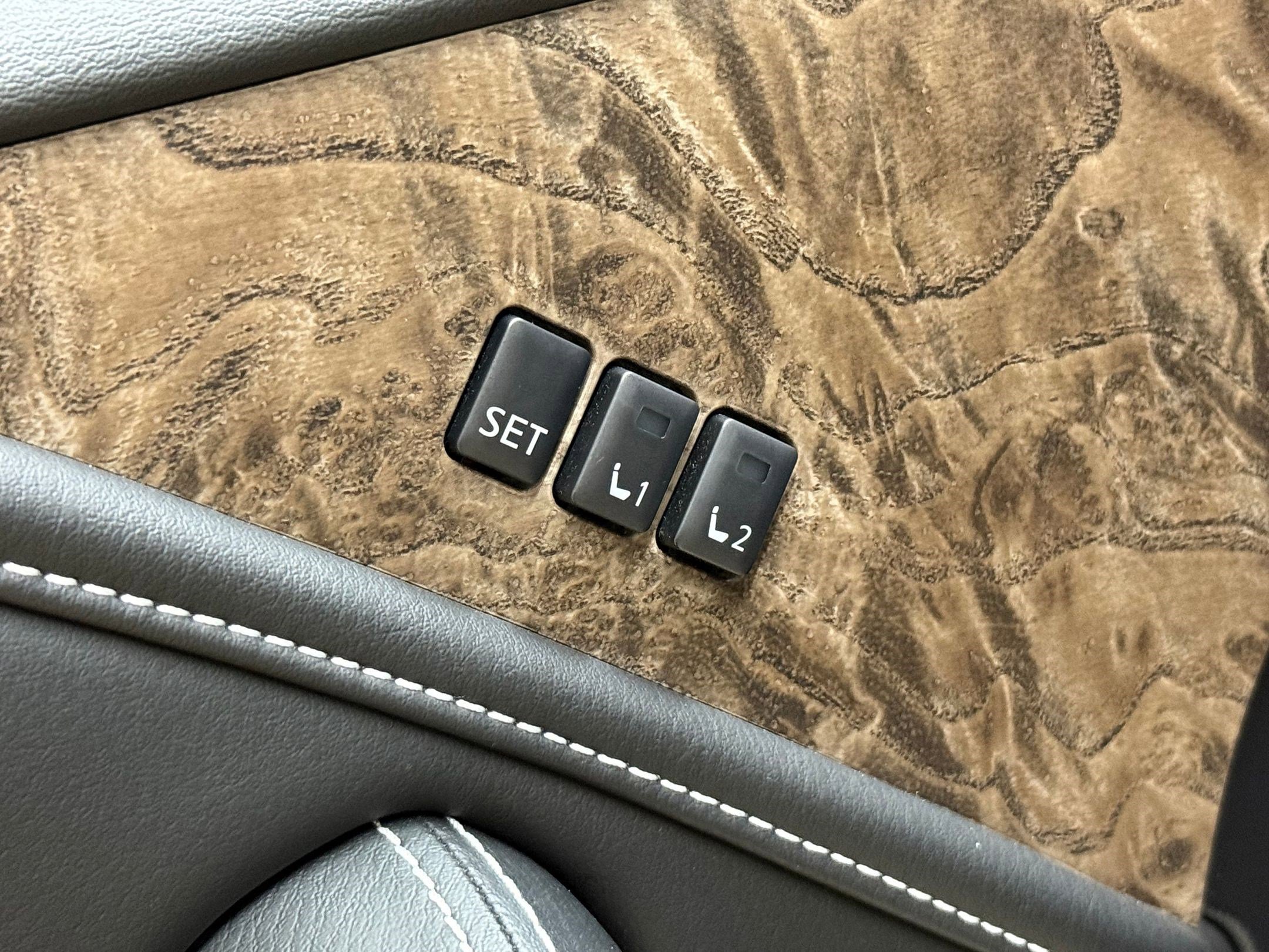 2022 Infiniti QX80 Premium Select photo 12