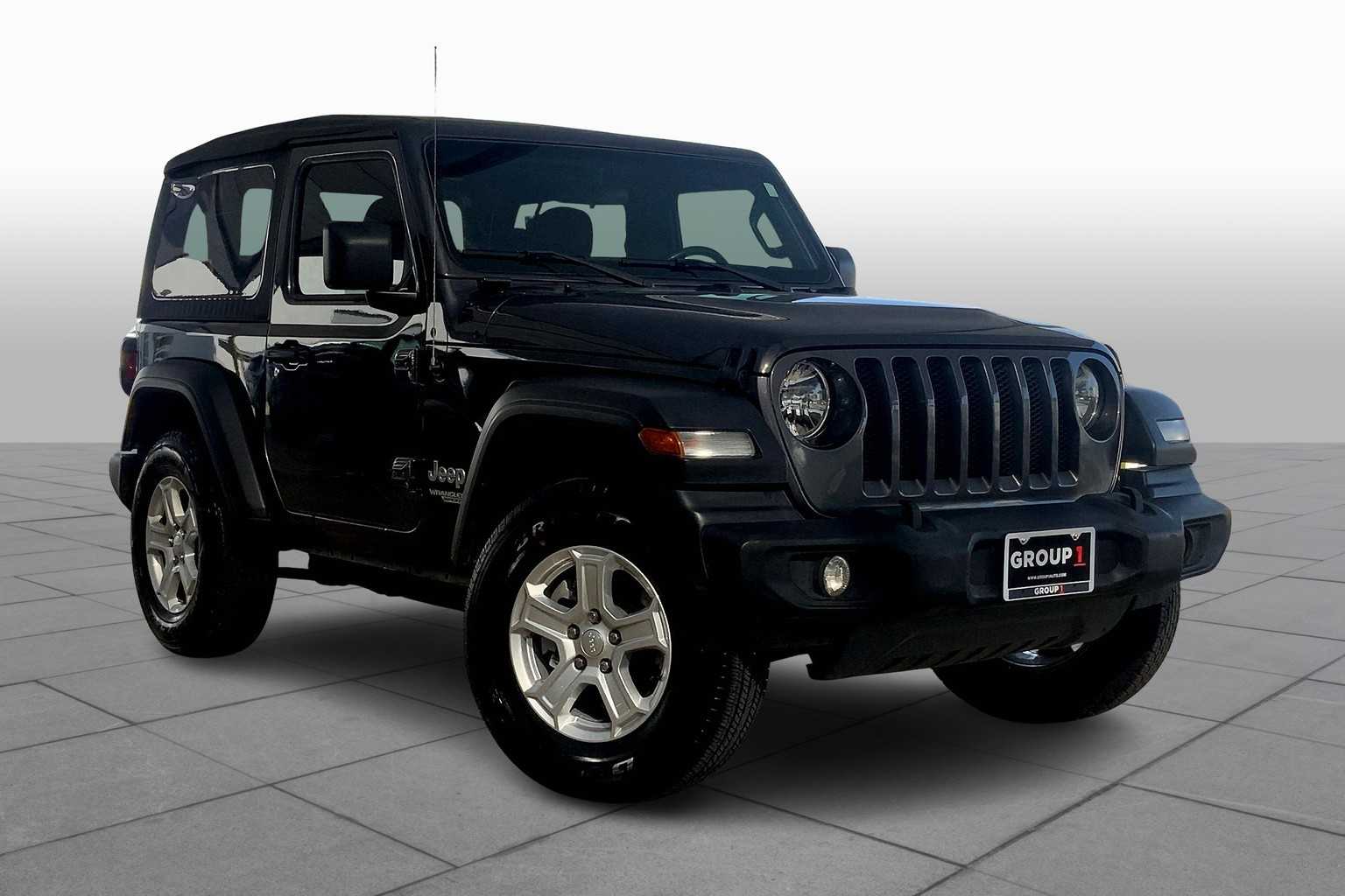 2018 Jeep Wrangler Sport S photo 2