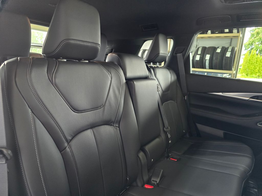2025 Infiniti QX60 Luxe AWD photo 27