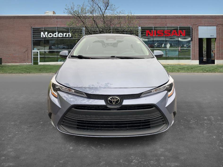 2023 Toyota Corolla LE photo 6