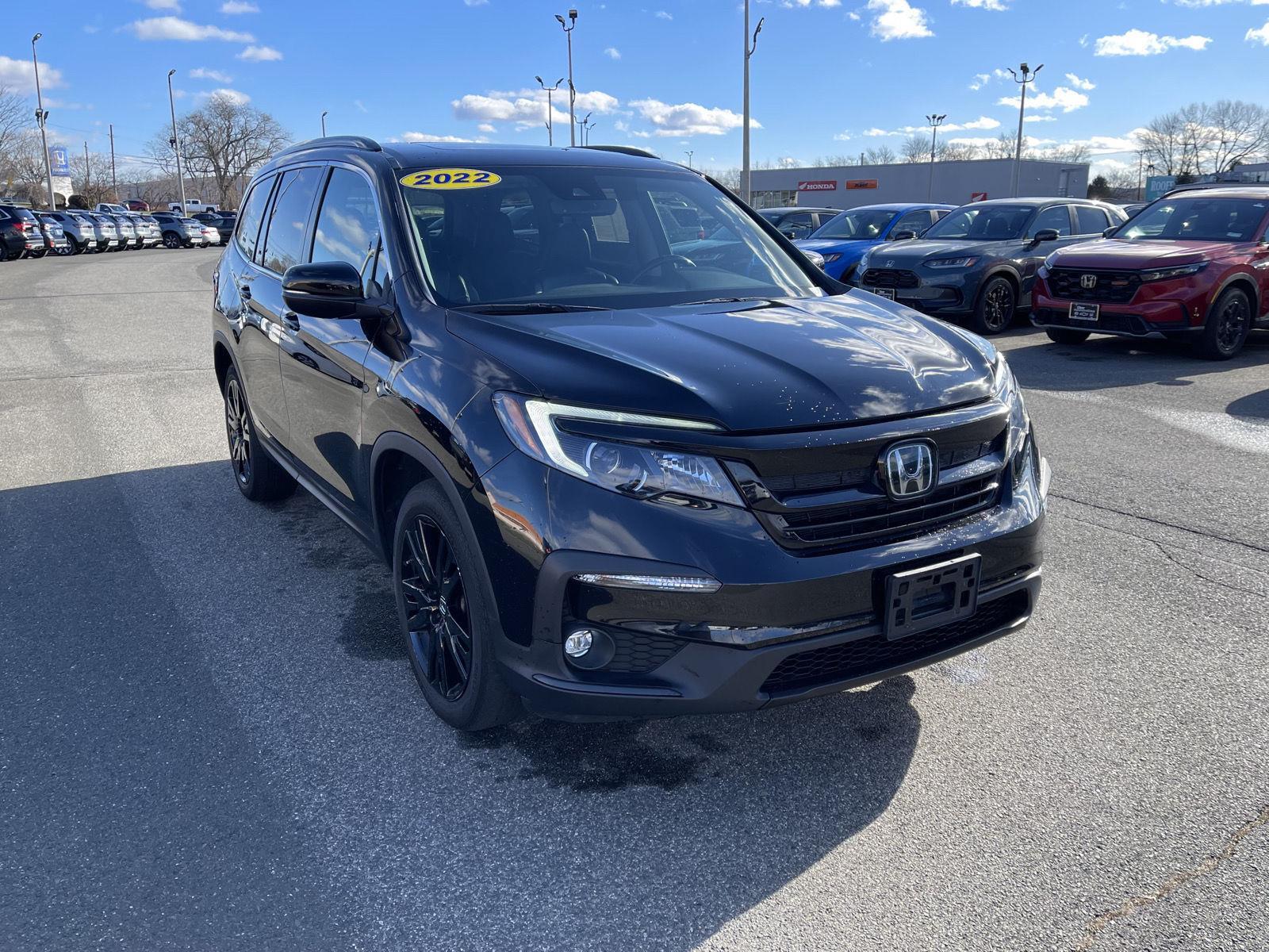 2022 Honda Pilot SE's photo