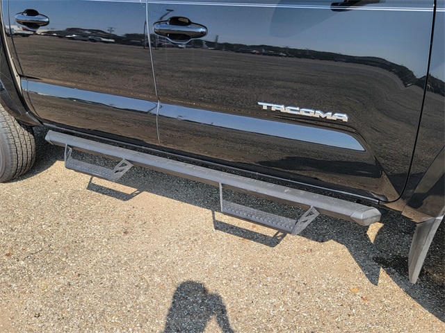 2022 Toyota Tacoma V6 4x4 photo 35