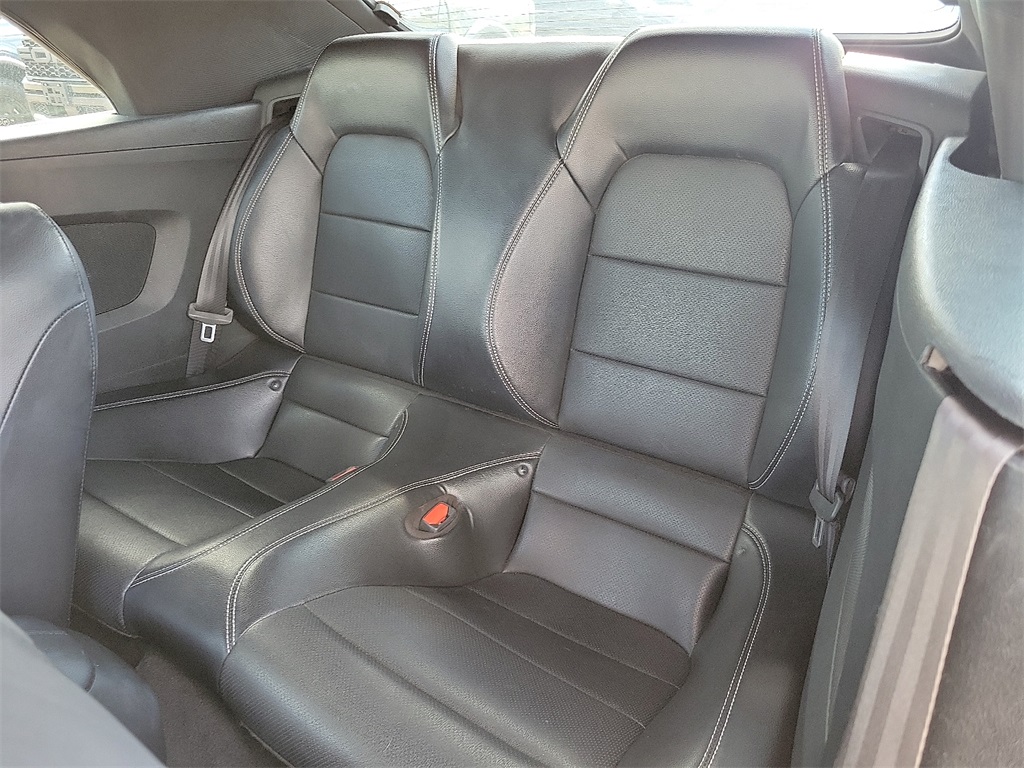 2023 Ford Mustang EcoBoost Premium photo 9