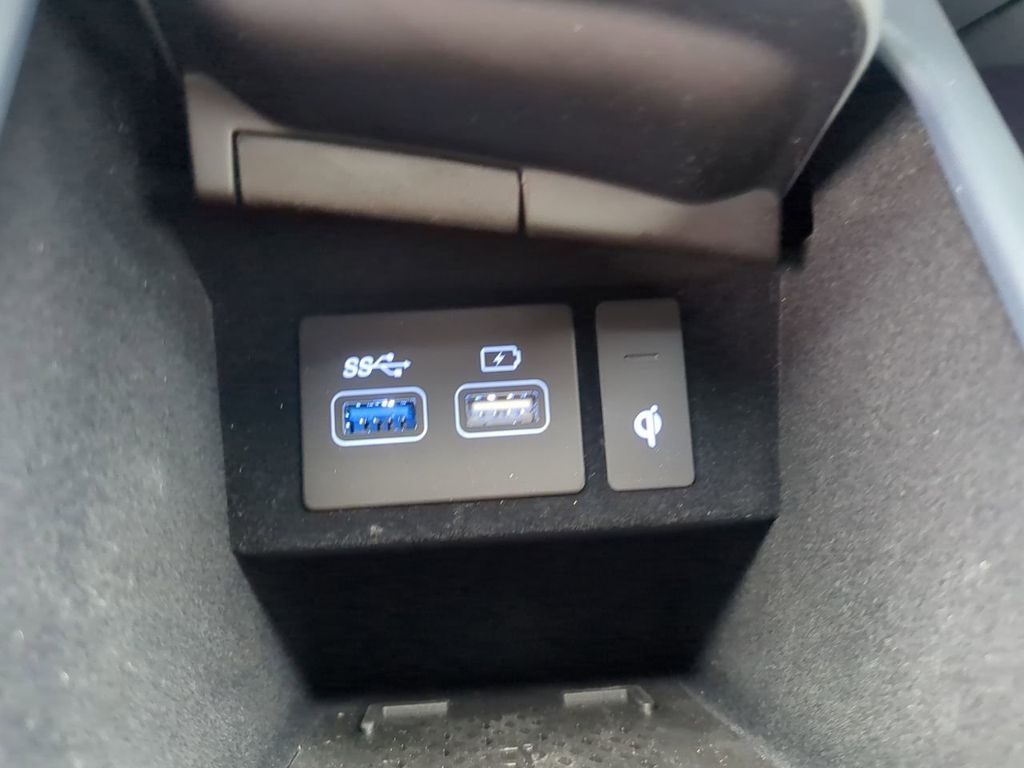 2025 Genesis GV70 2.5T photo 22