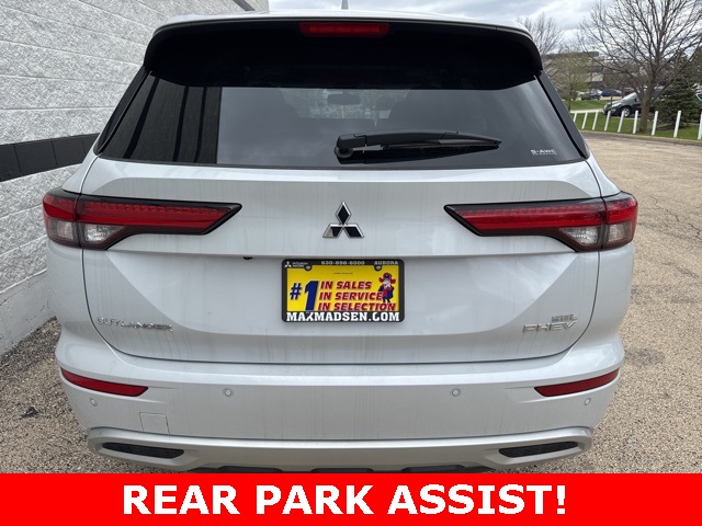 2025 Mitsubishi Outlander PHEV SEL photo 4