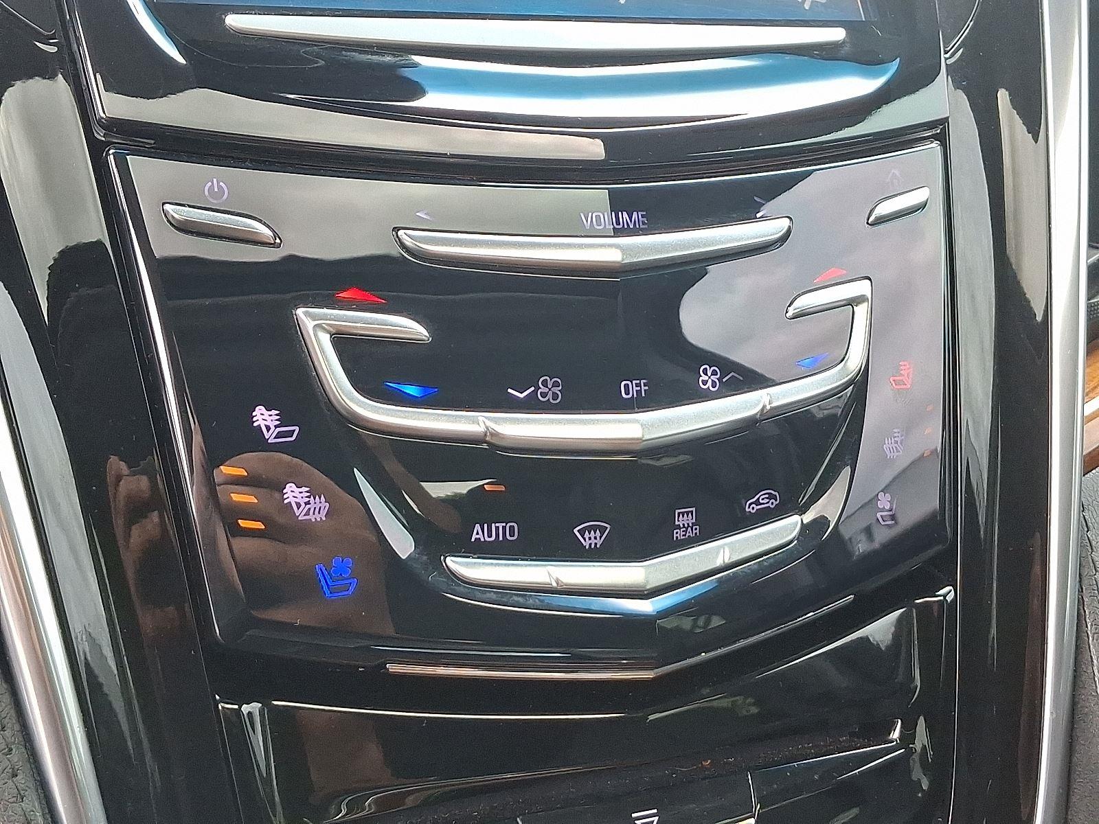 2017 Cadillac Escalade Luxury photo 15