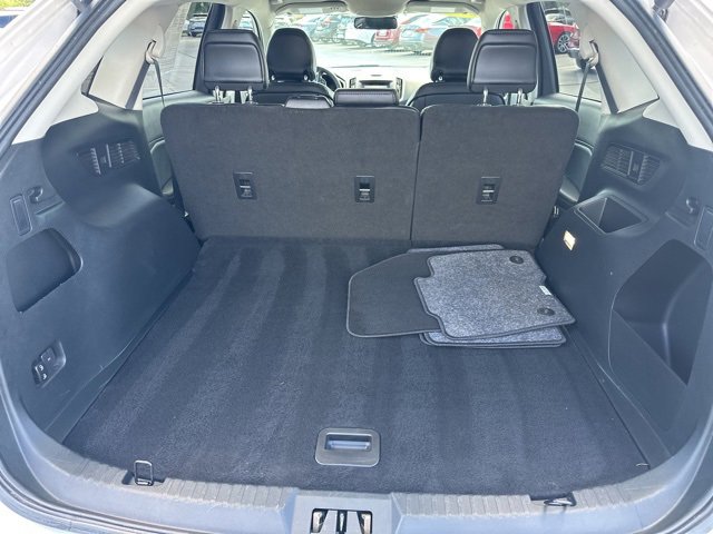 2019 Ford Edge SEL photo 17