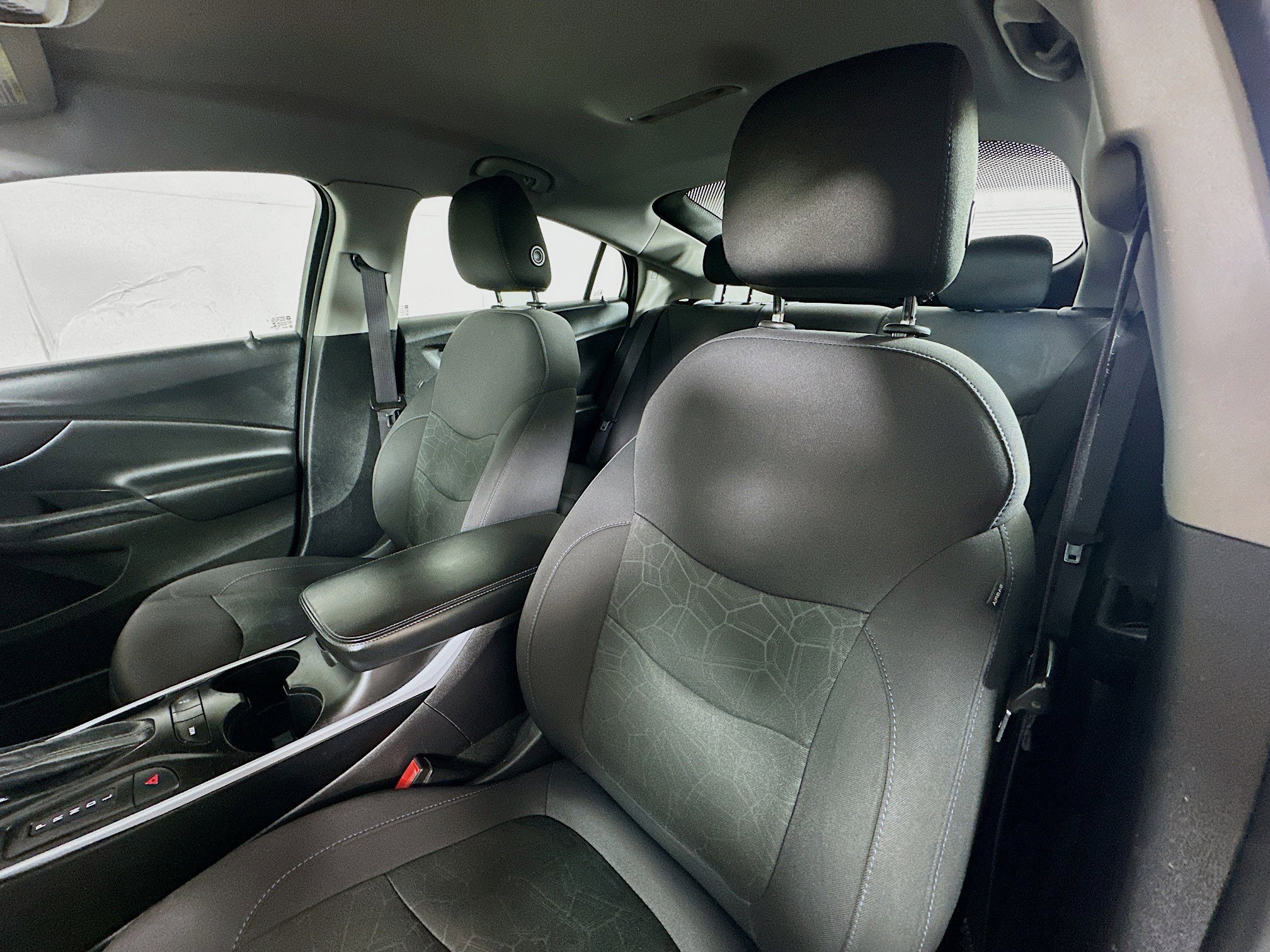 2017 Chevrolet Volt LT photo 19