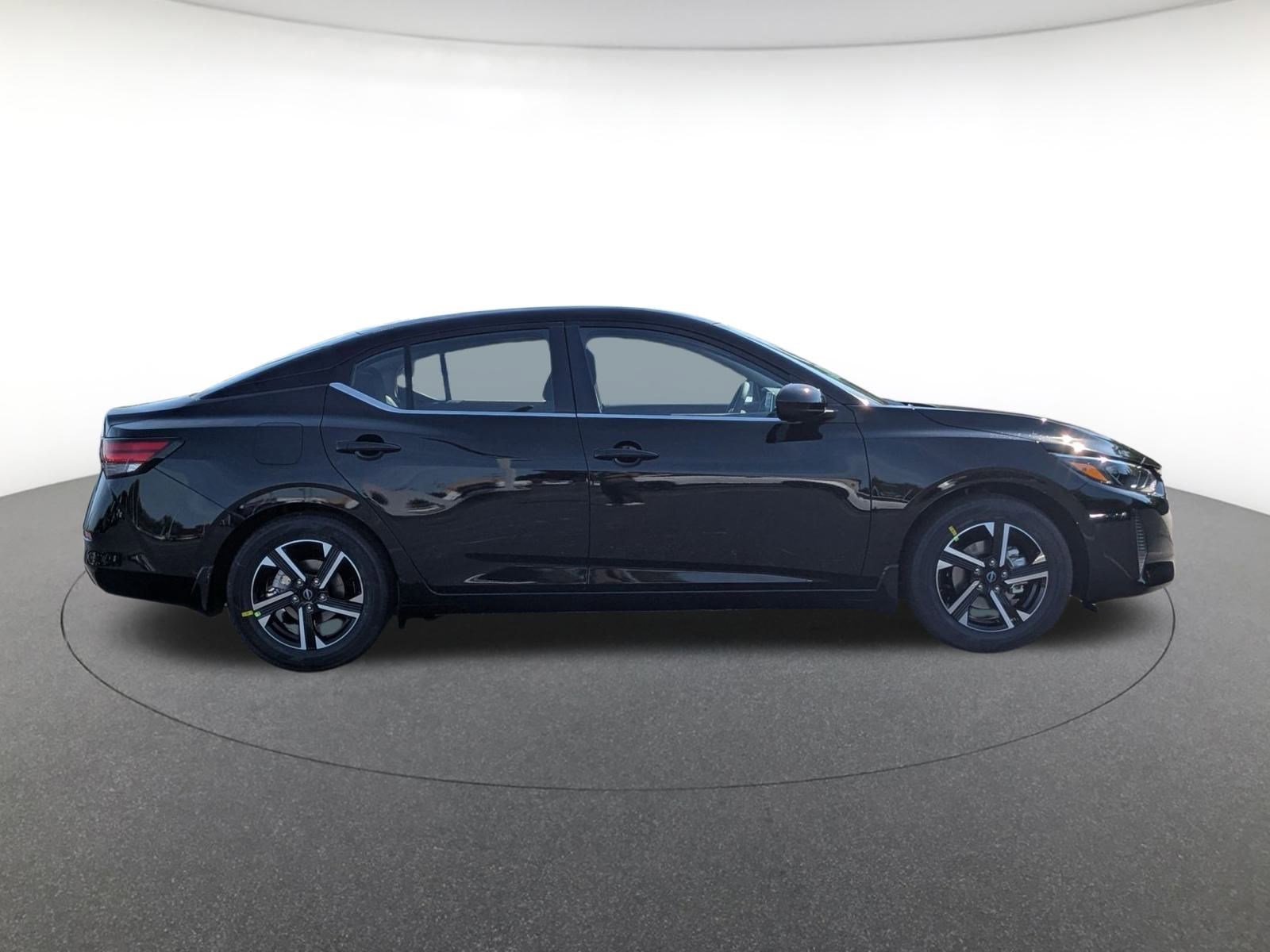 2025 Nissan Sentra SV photo 3