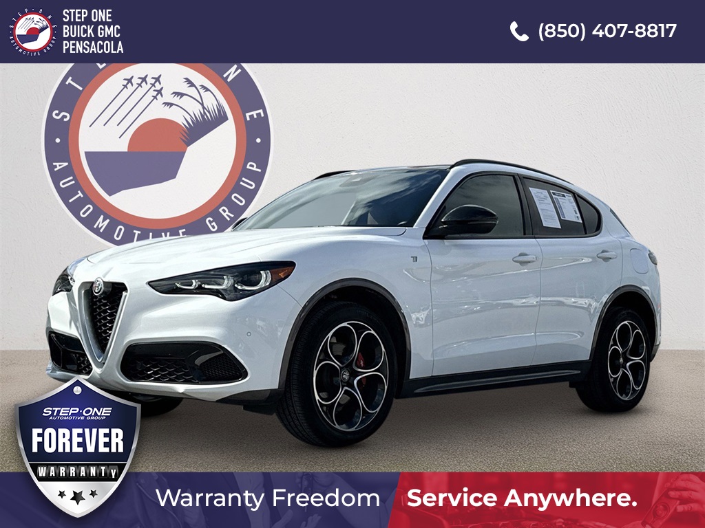 2024 Alfa Romeo Stelvio Ti's photo