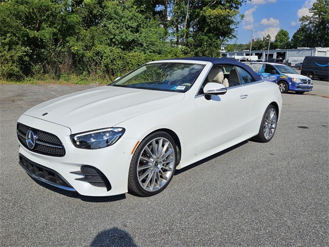 2022 Mercedes Benz E 450 photo 3