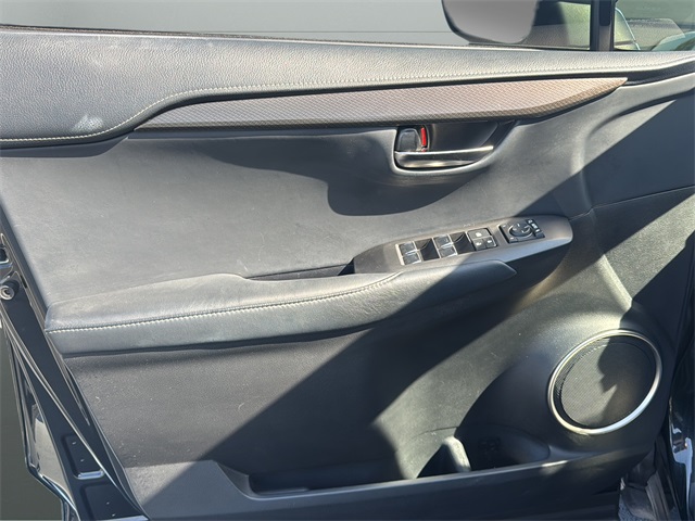 2020 Lexus NX 300 photo 9