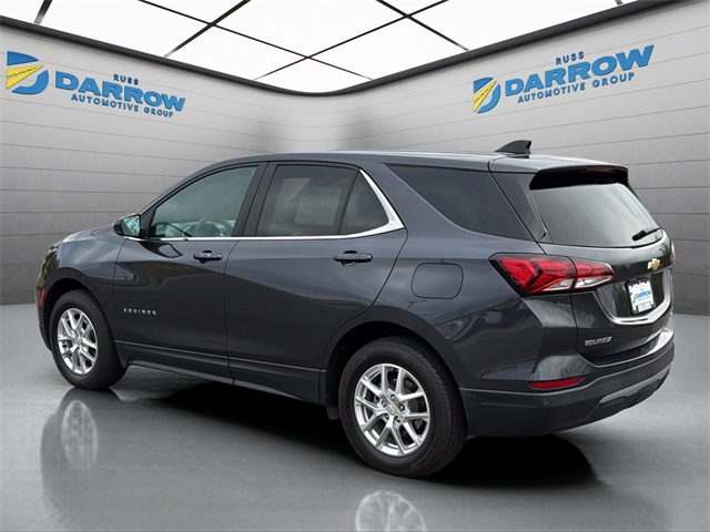 2022 Chevrolet Equinox LT photo 2