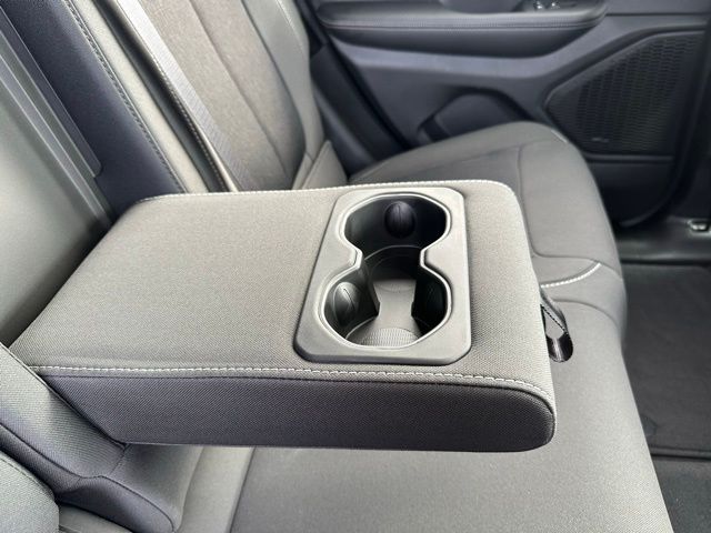 2025 Jeep Grand Cherokee Laredo X photo 33