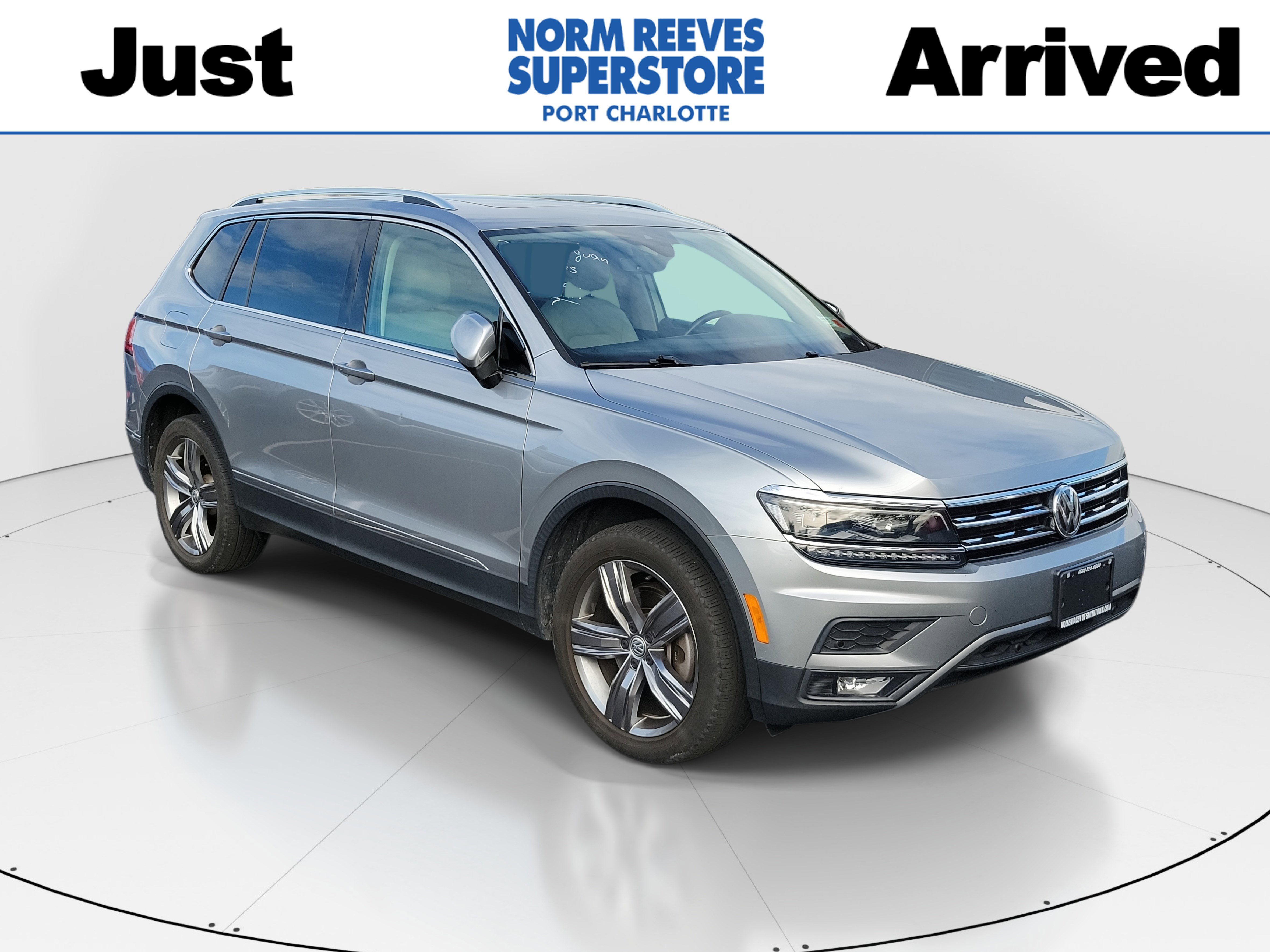 2019 Volkswagen Tiguan SEL Premium's photo