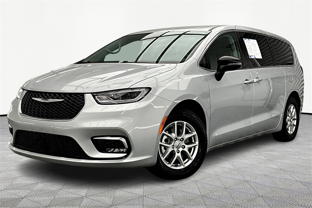 2024 Chrysler Pacifica