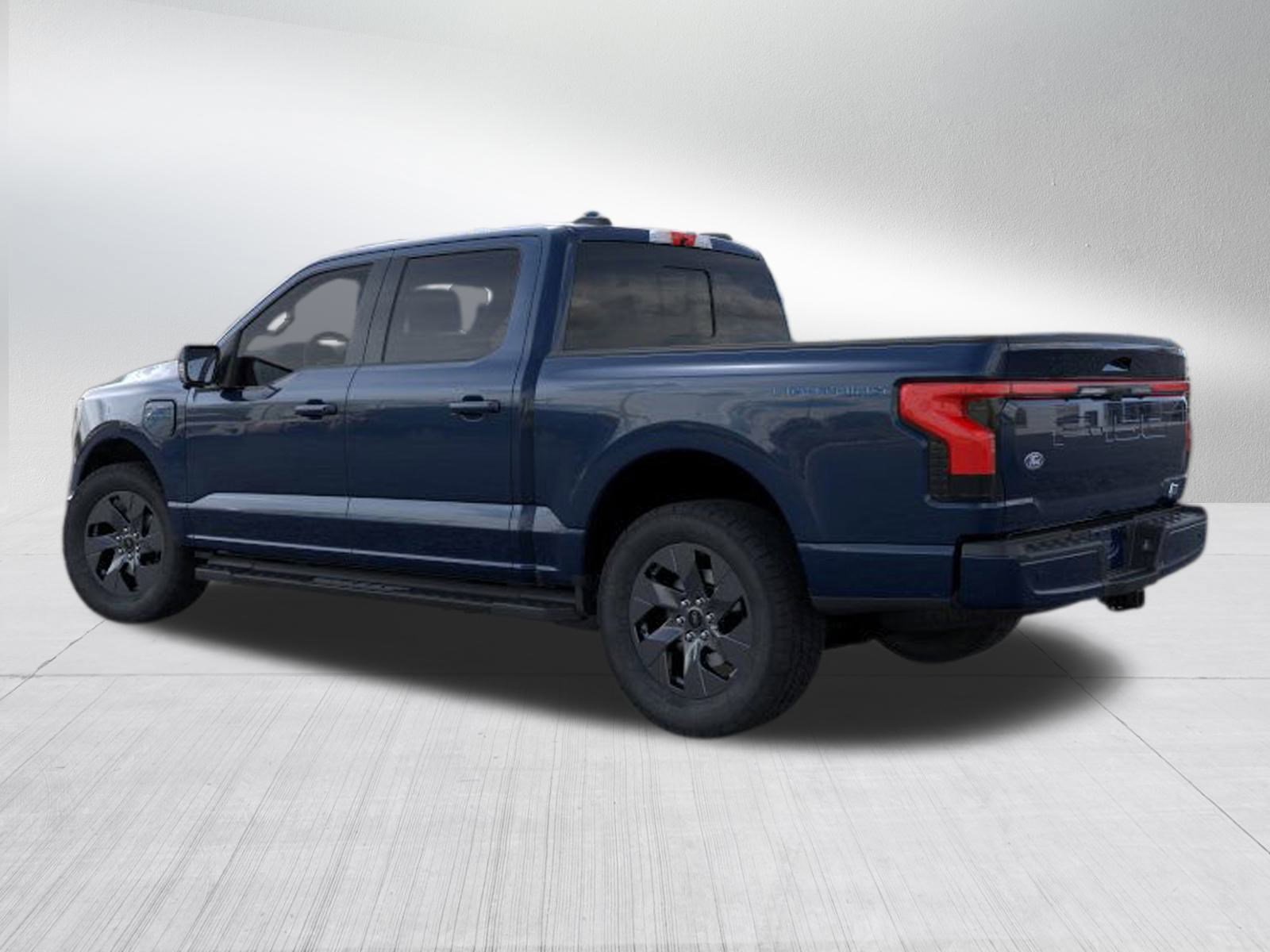 2025 Ford F-150 Lightning Lariat photo 6