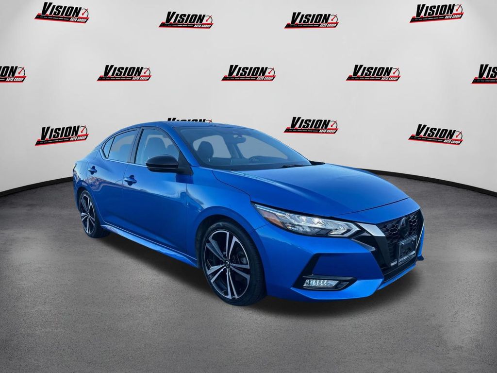 2021 Nissan Sentra SR photo 3