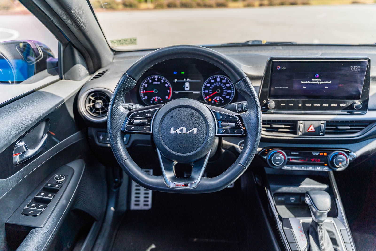 2022 Kia Forte GT-Line photo 22