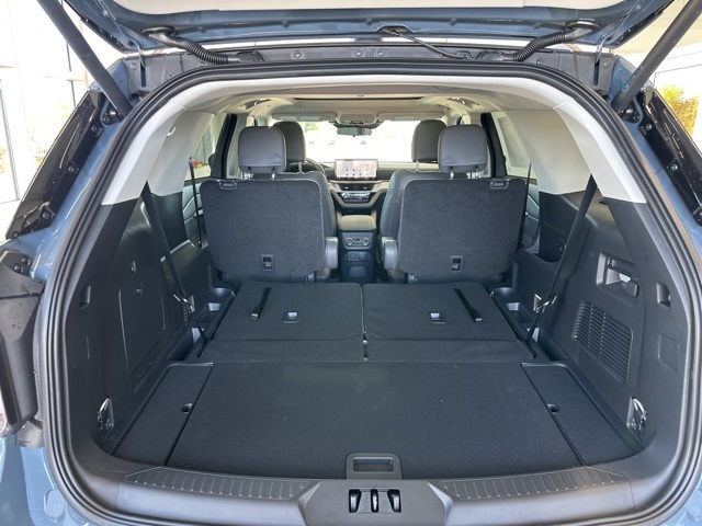 2025 Ford Explorer photo 47