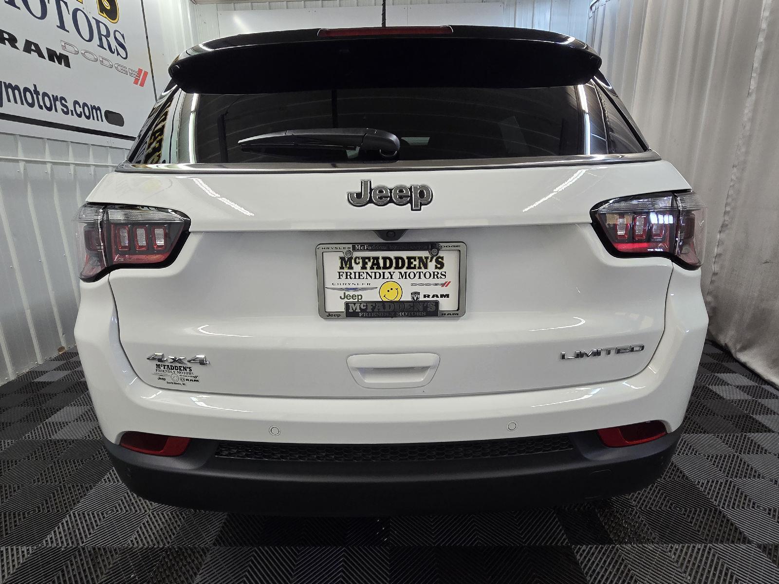 2025 Jeep Compass Limited photo 5