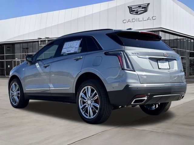 2025 Cadillac XT6 Sport photo 4