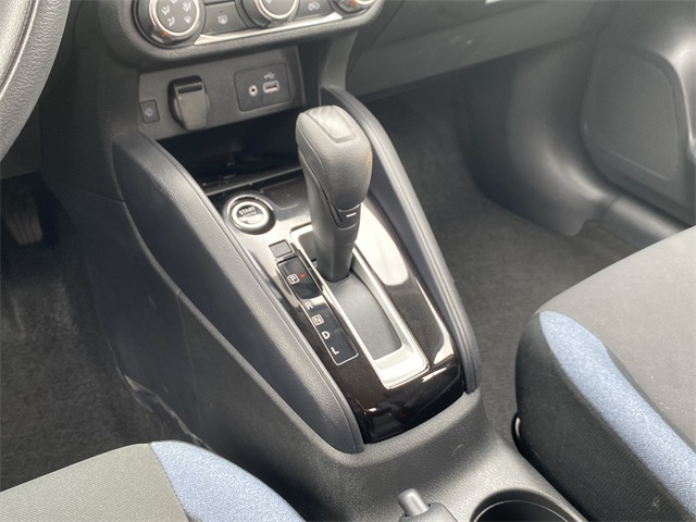2024 Nissan Versa 1.6 SV photo 28