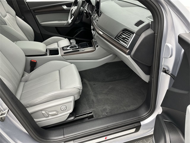 2022 Audi Q5 Sportback 45 S line Premium Plus photo 13