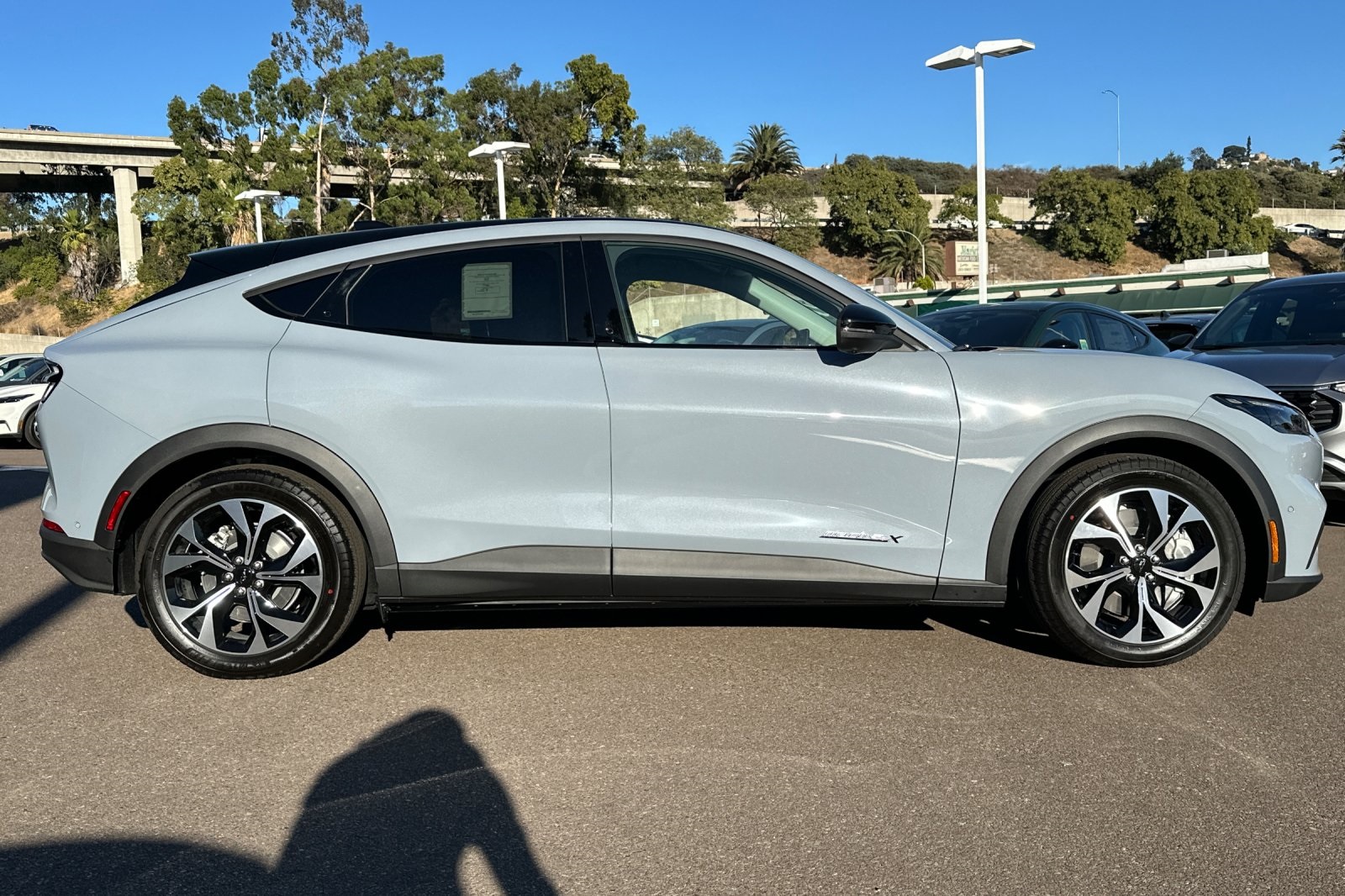 2024 Ford Mustang Mach-E Select photo 2