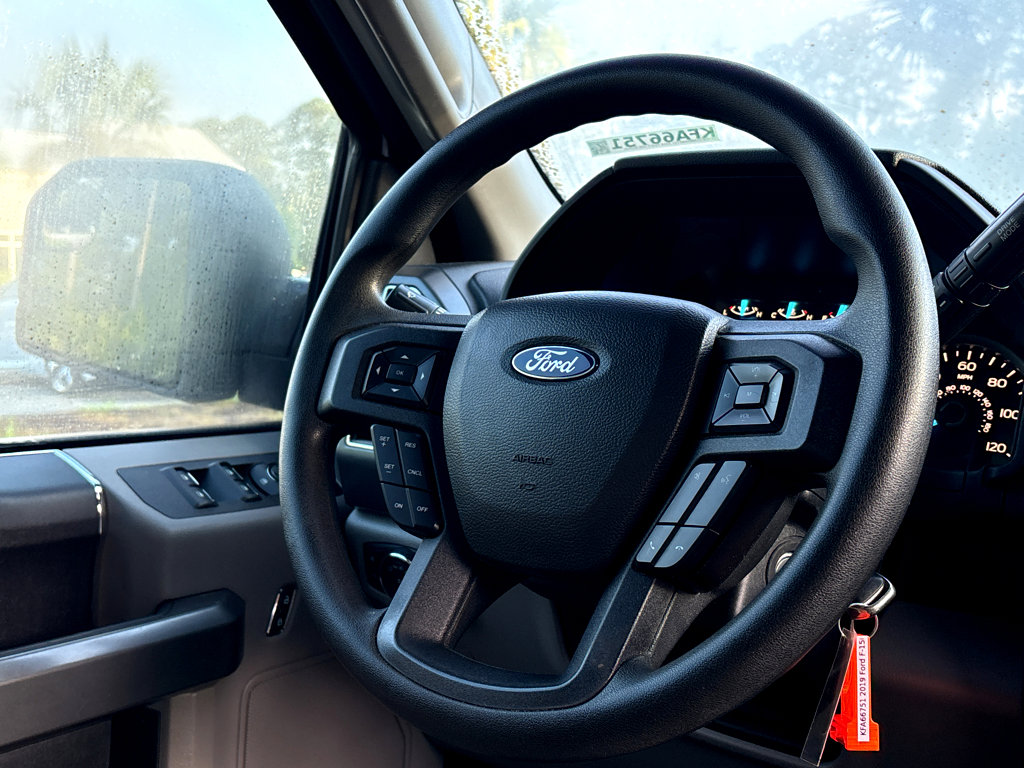 2019 Ford F-150 XLT photo 11