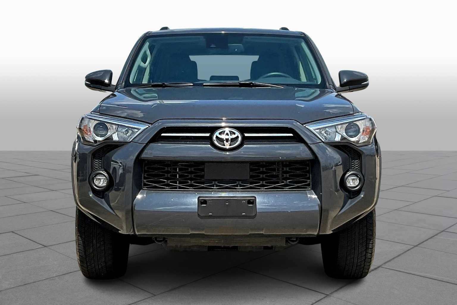 2024 Toyota 4Runner SR5 Premium photo 3