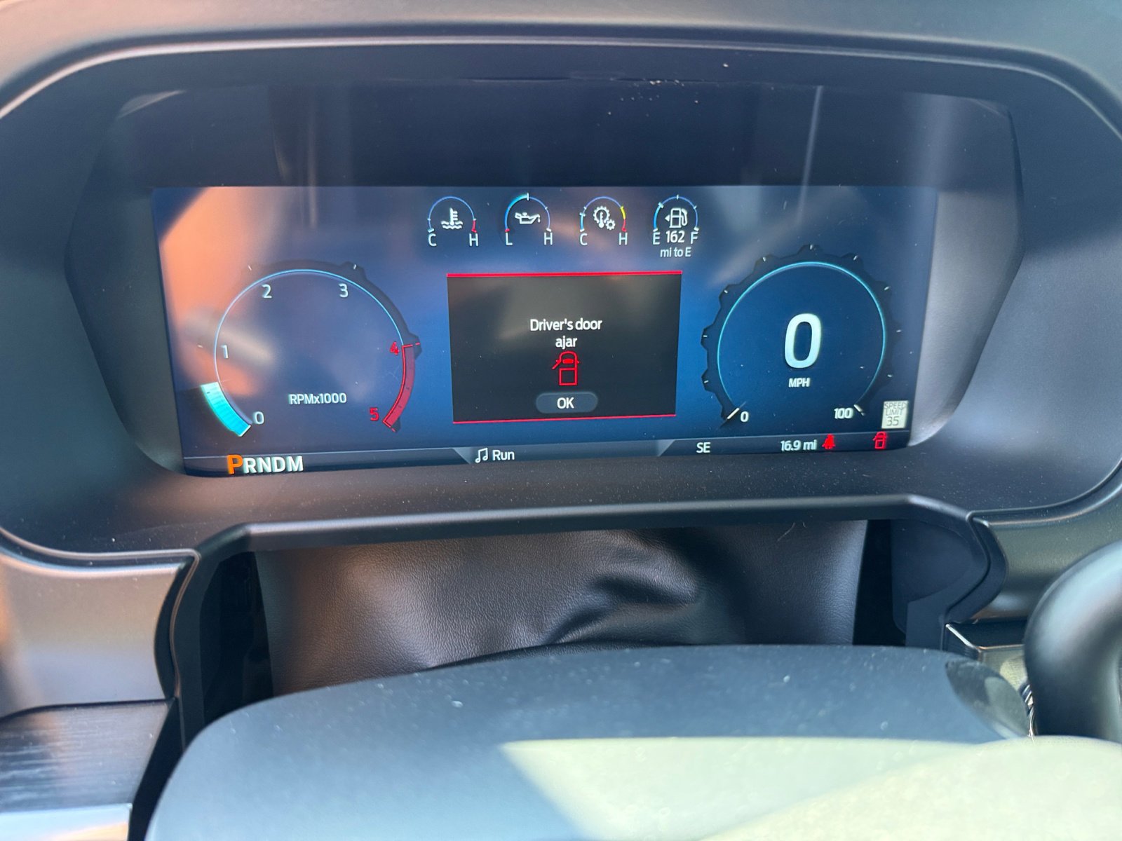 2025 Ford F-250 Lariat photo 11