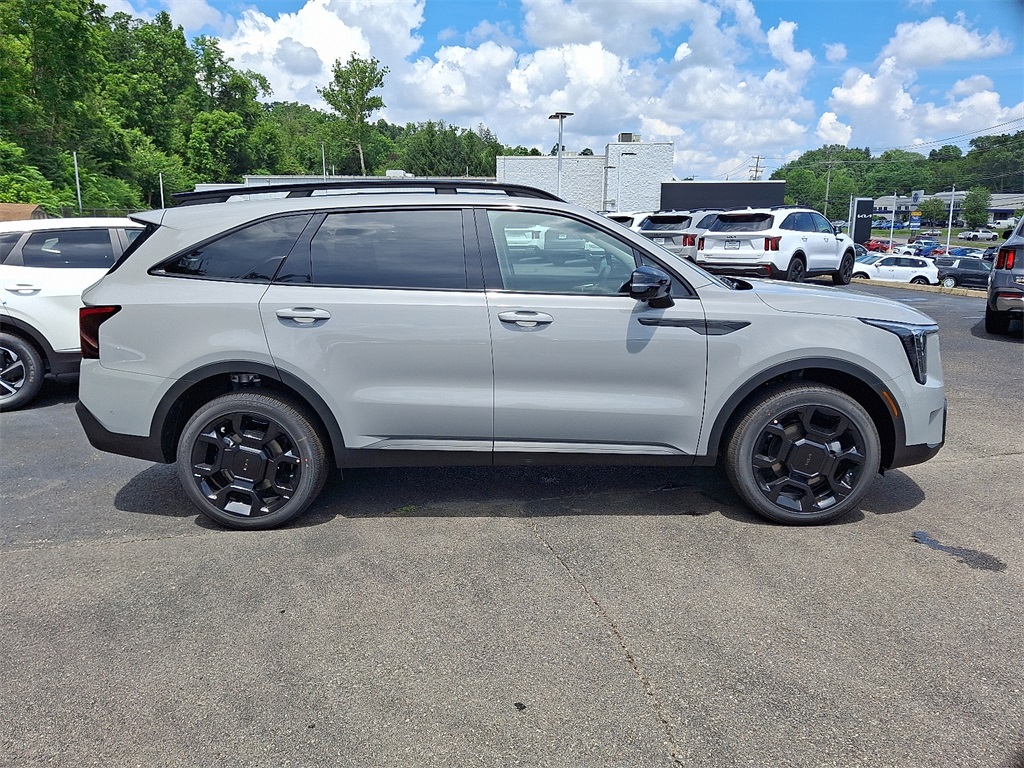 2025 Kia Sorento X-Line SX photo 3