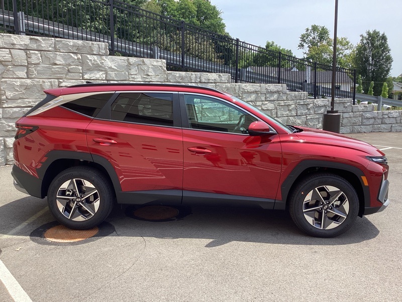 2025 Hyundai Tucson SEL photo 6