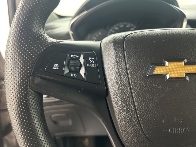 2022 Chevrolet Trax LS photo 9