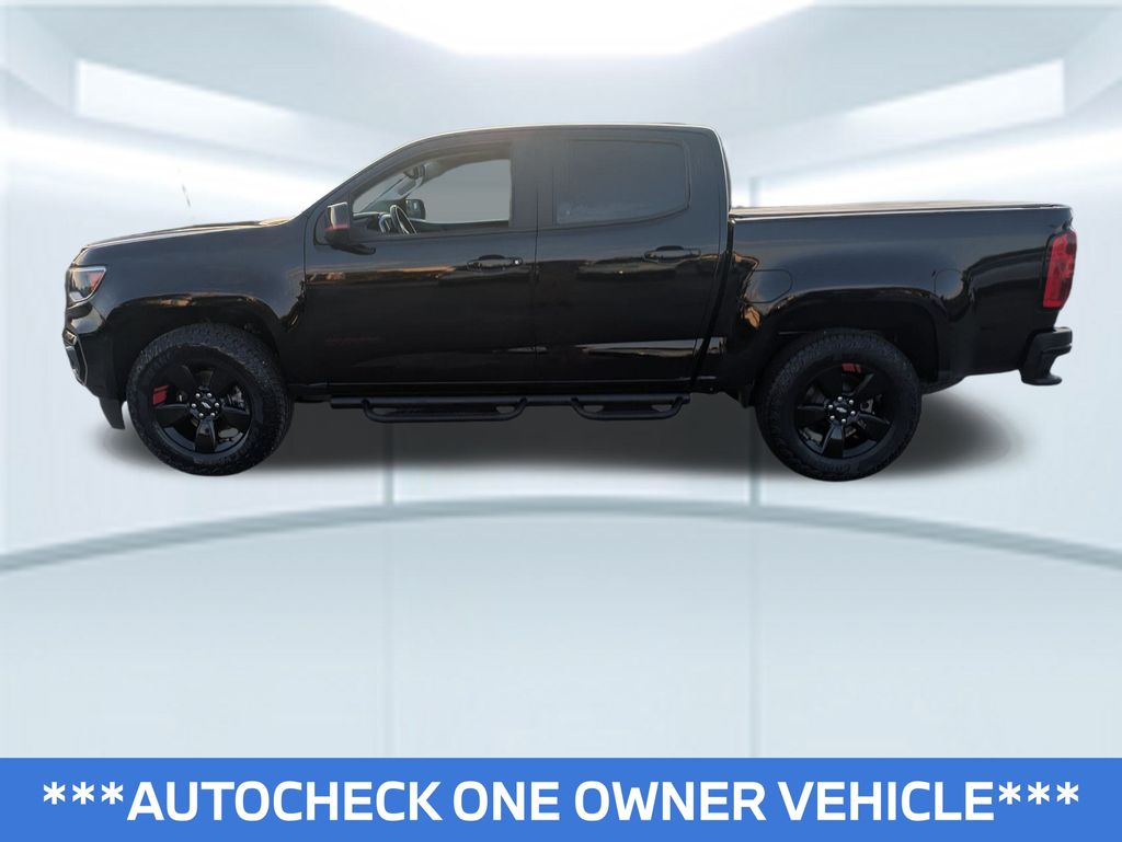 2021 Chevrolet Colorado LT photo 2