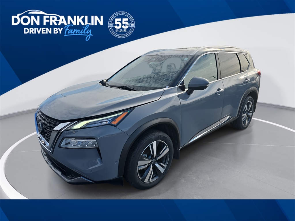 2023 Nissan Rogue SL's photo