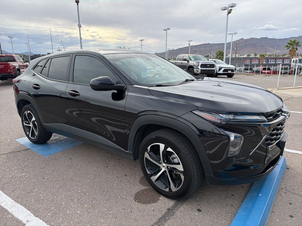 2024 Chevrolet Trax photo 6