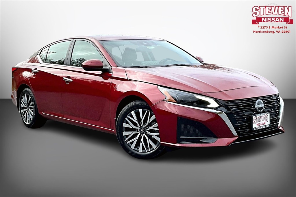 2025 Nissan Altima SV's photo