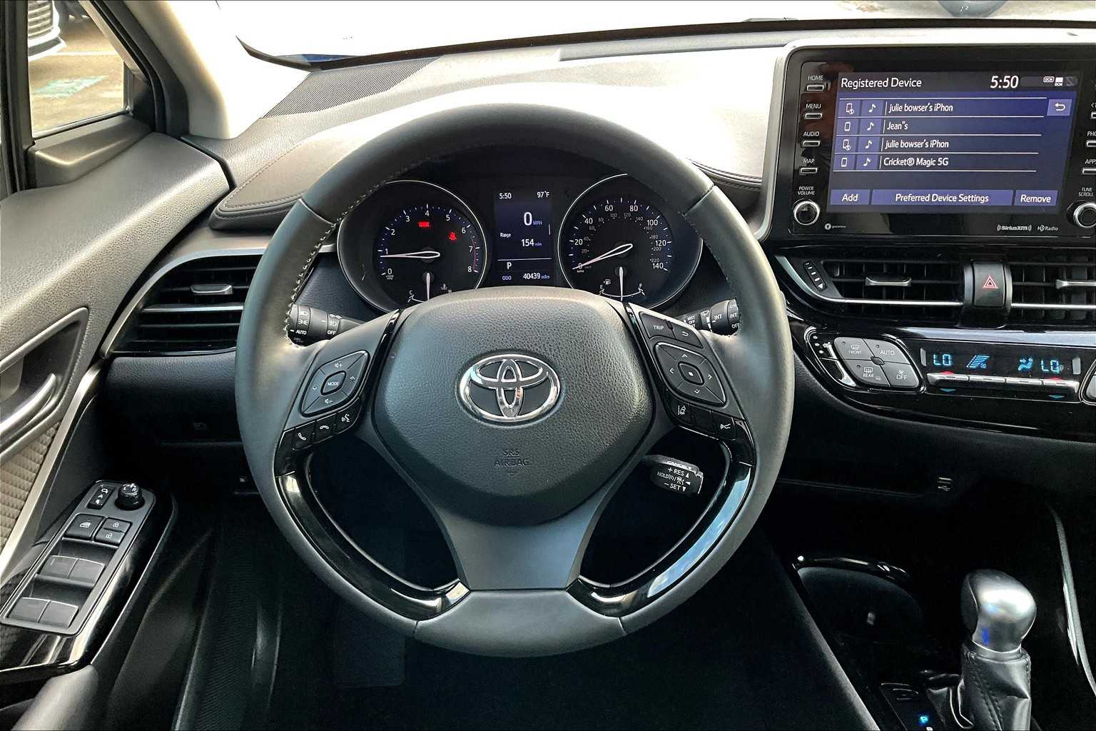 2020 Toyota C-HR Limited photo 5