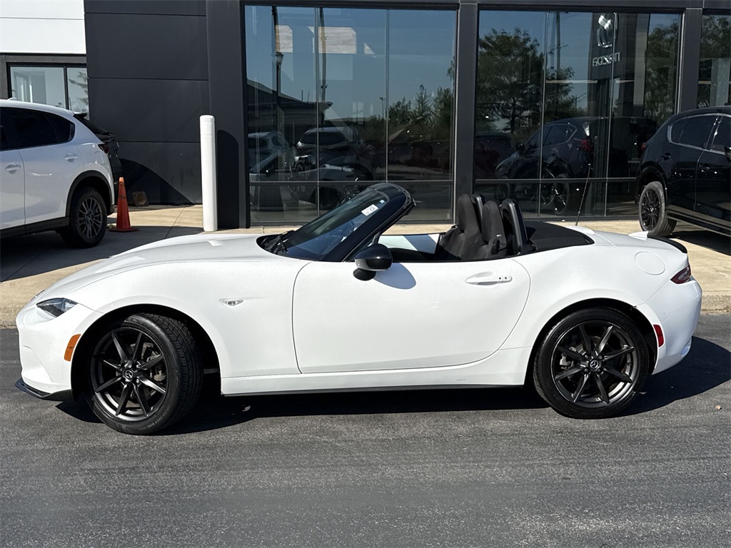 2016 Mazda MX-5 Miata Miata photo 8
