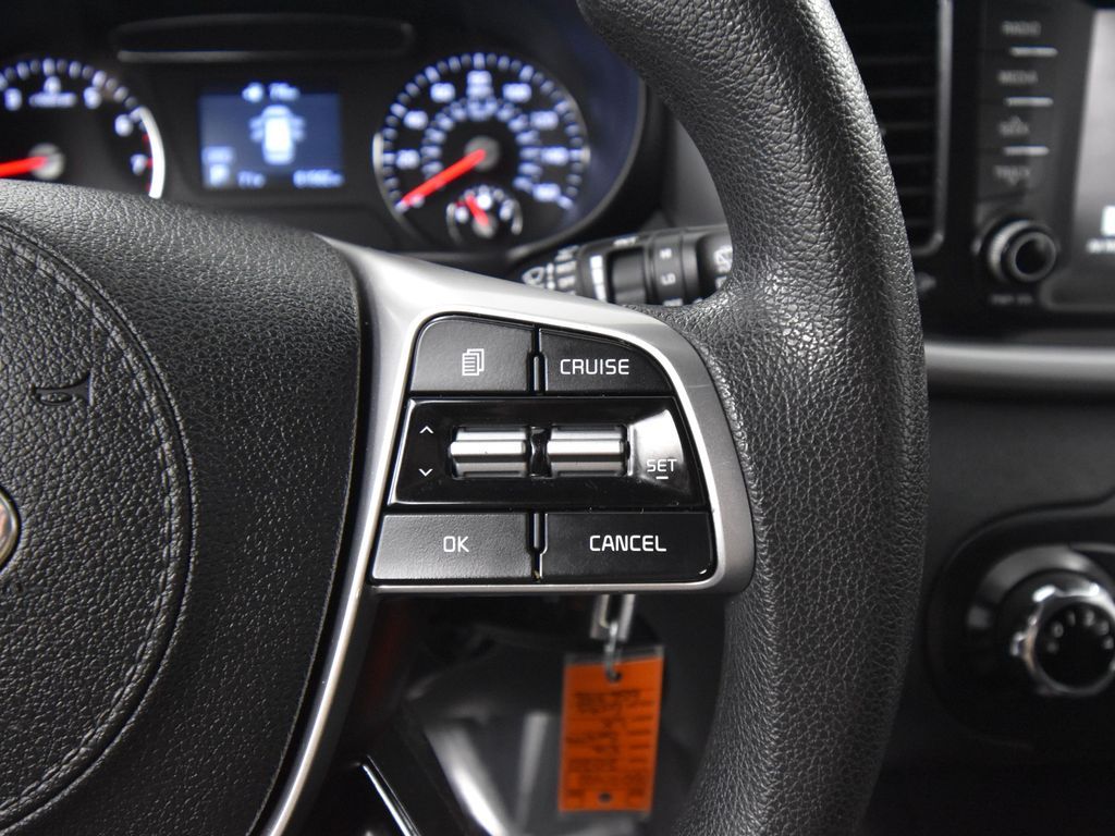 2020 Kia Sorento LX photo 22