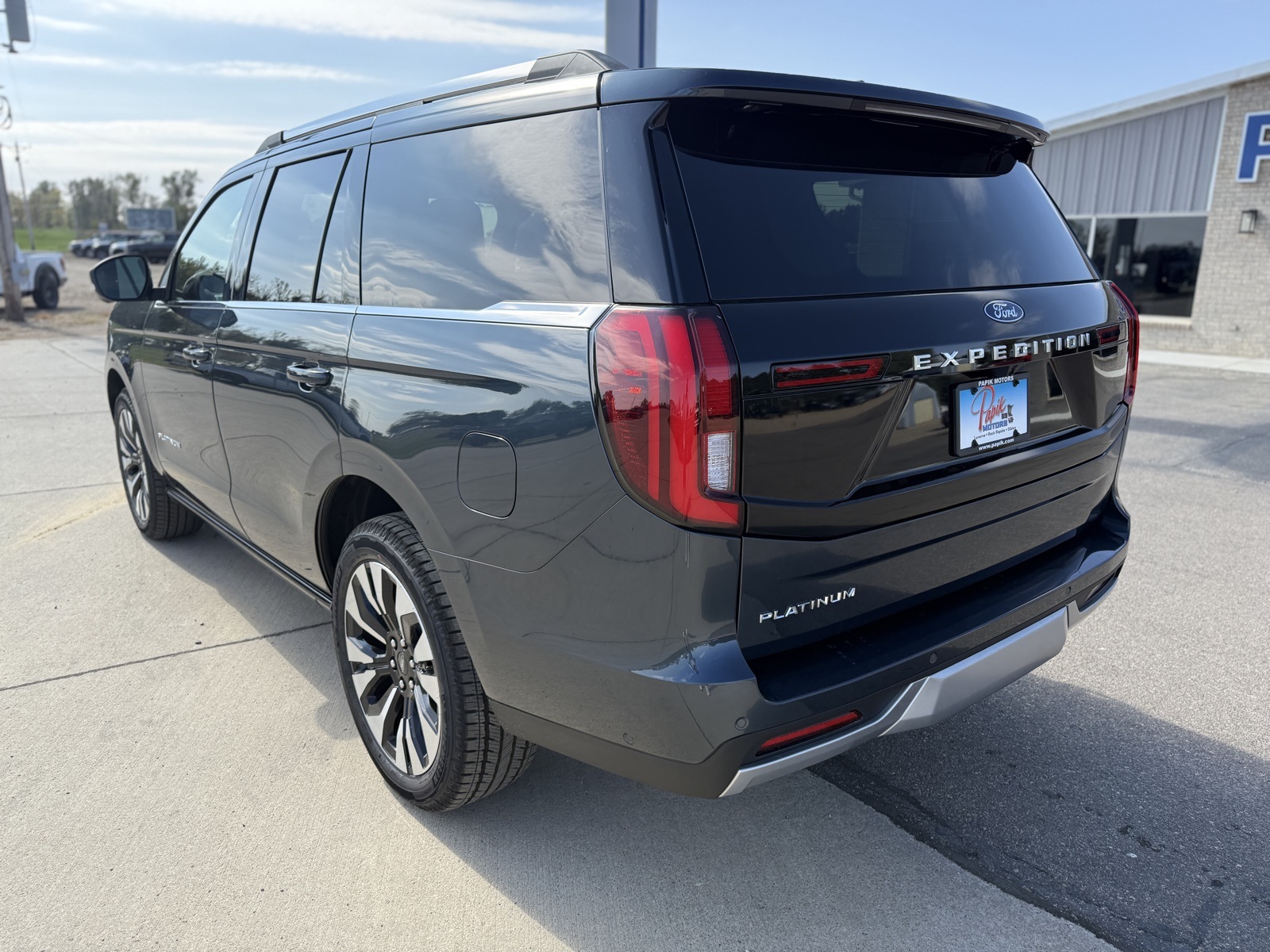 2025 Ford Expedition Platinum photo 4