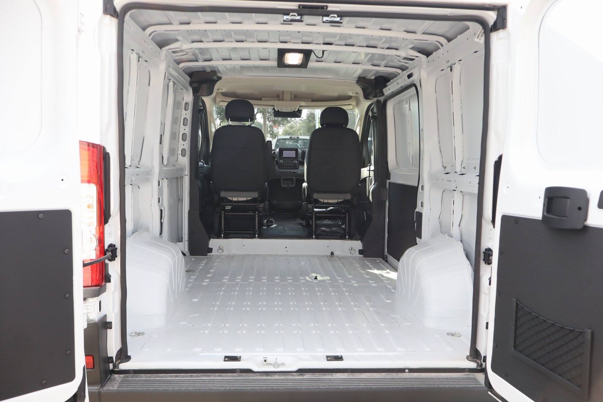 2026 Ram ProMaster 1500 photo 18