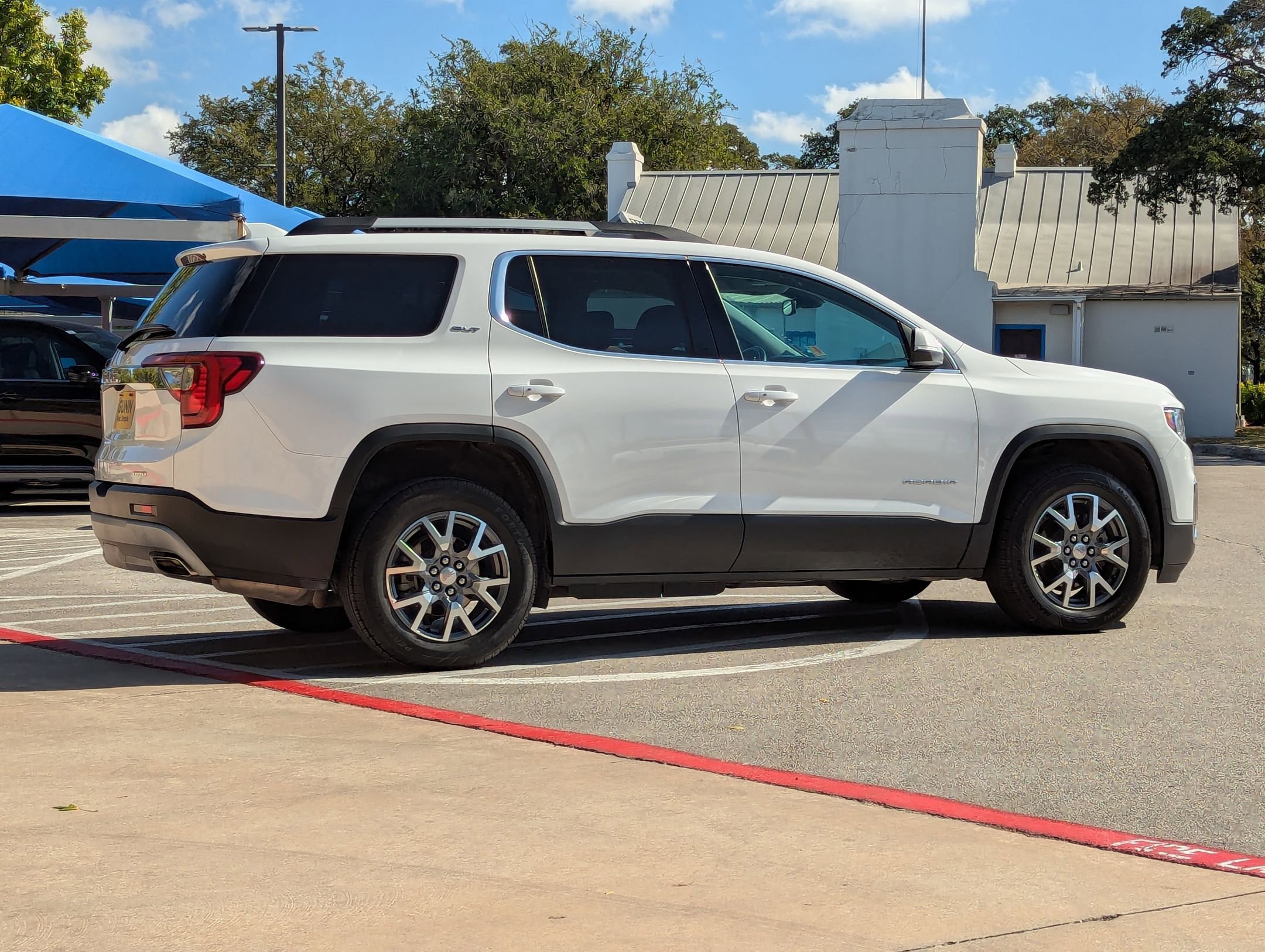 2023 Gmc Acadia SLT photo 3