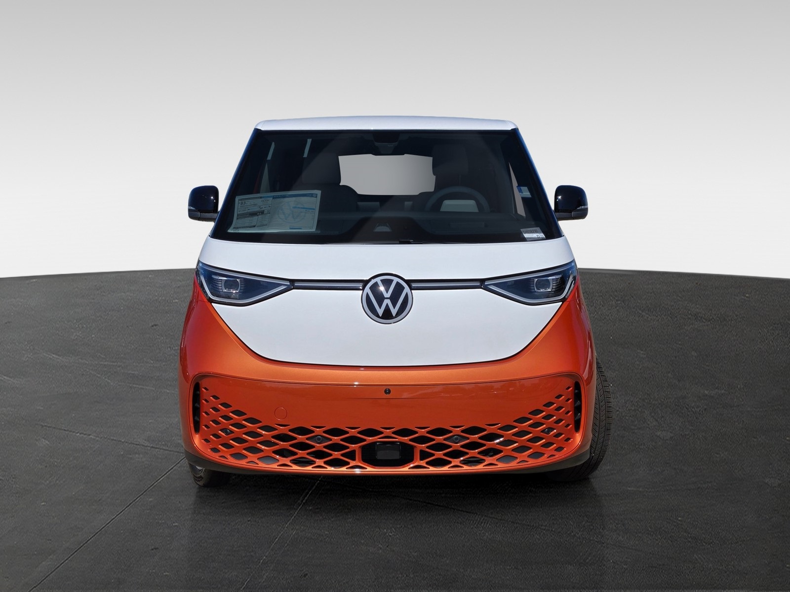 2025 Volkswagen ID. Buzz Pro Plus photo 2