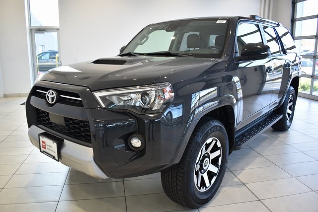 2024 Toyota 4Runner TRD Off-Road Premium photo 2