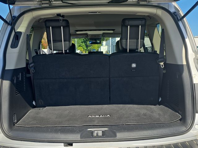 2024 Nissan Armada SL photo 11