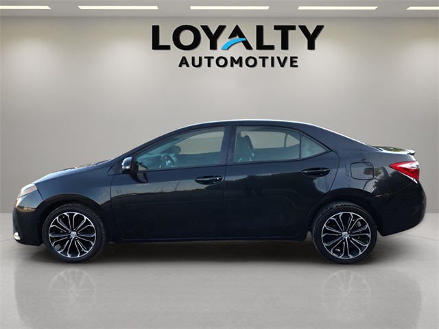 2014 Toyota Corolla Plus photo 2