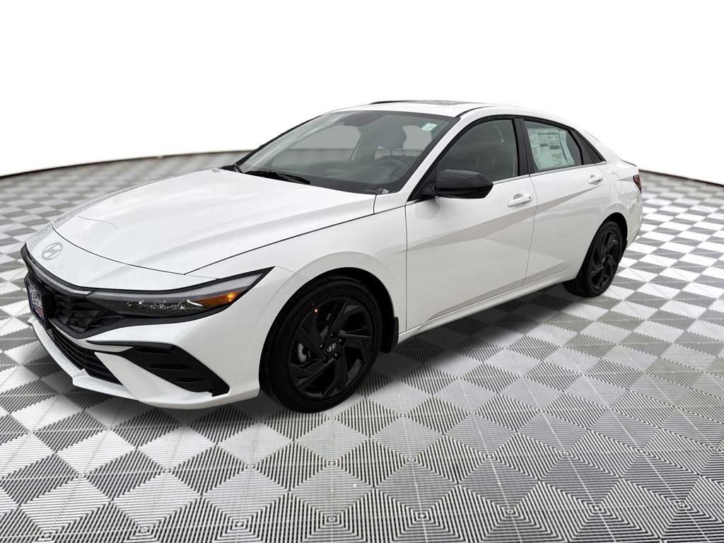 2026 Hyundai Elantra SEL's photo